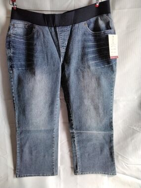 Vintage Y2K Tala Maternity Denim Capri